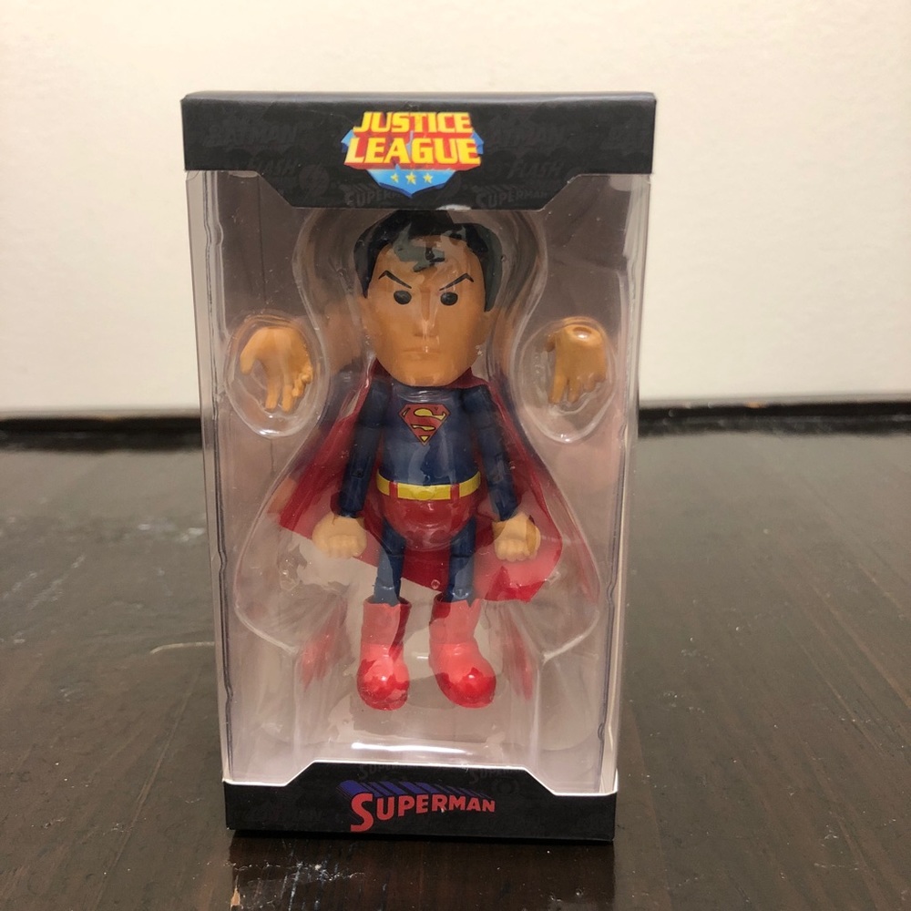 DC Hero Cross Superman Mini Figure Led Magnetic Feet die cast body Possible NIB